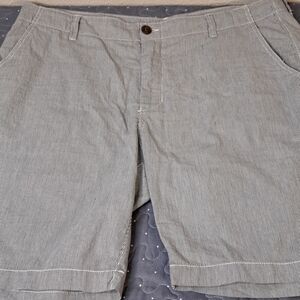 Aeropostale shorts size 38